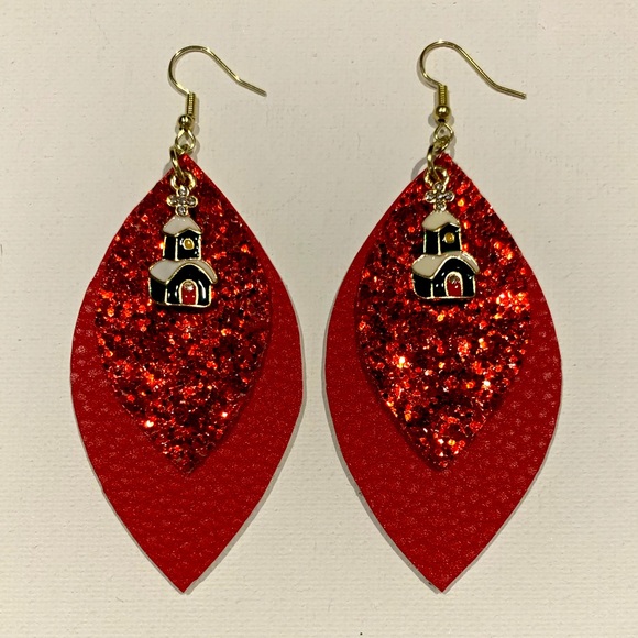 Dynamic Duo Designs Jewelry - Christmas 🎄 Church ⛪️ charm earrings